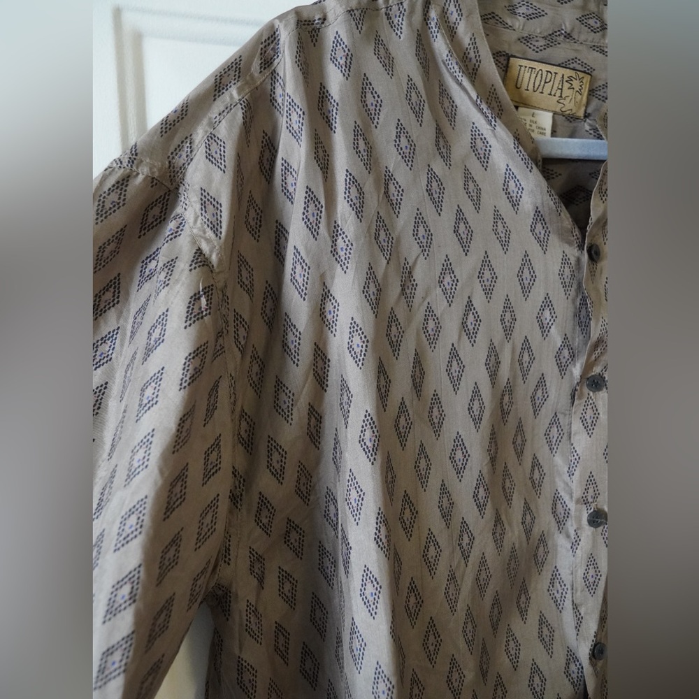 Utopia Geometric Patterned Button-Up 100% Silk Me… - image 3